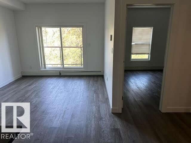 Property Photo: 10611 117 Street NW 402 AB T5H 0G6