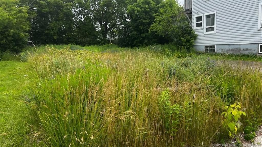 Property Photo:  11 Sixth Street  NB E1E 3G5 