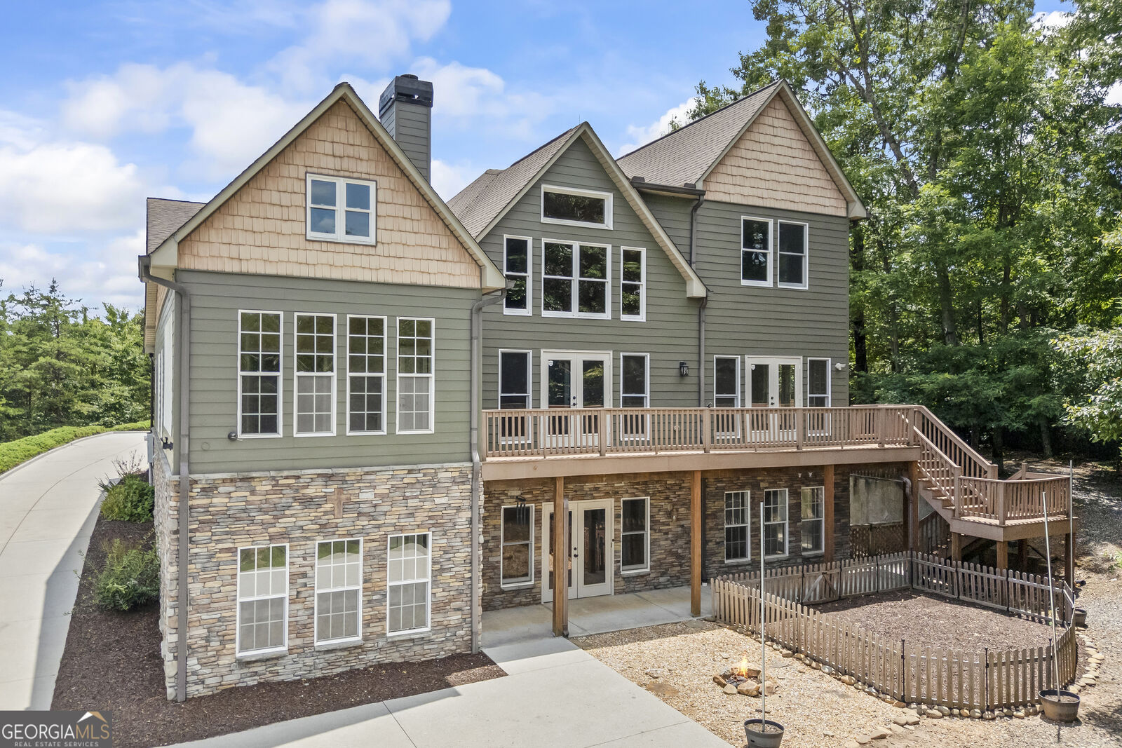 Property Photo: 482 Miners Mountain Road GA 30571