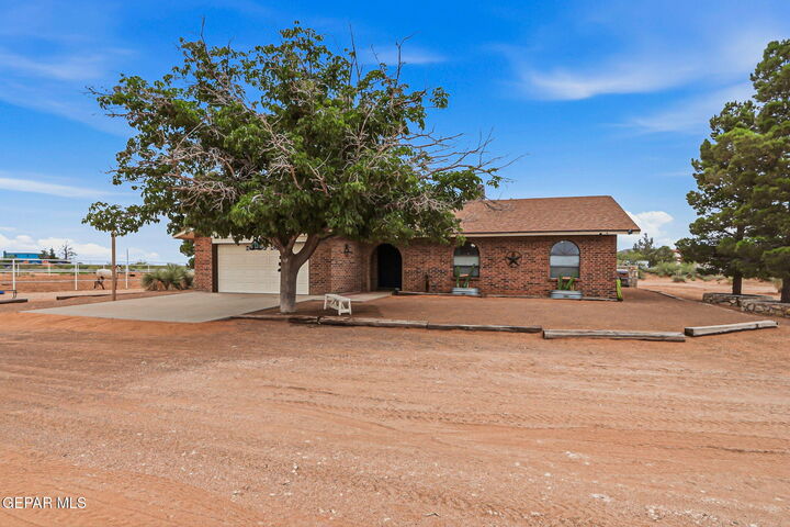 Property Photo:  6375 Desert Willow Drive  TX 79938 