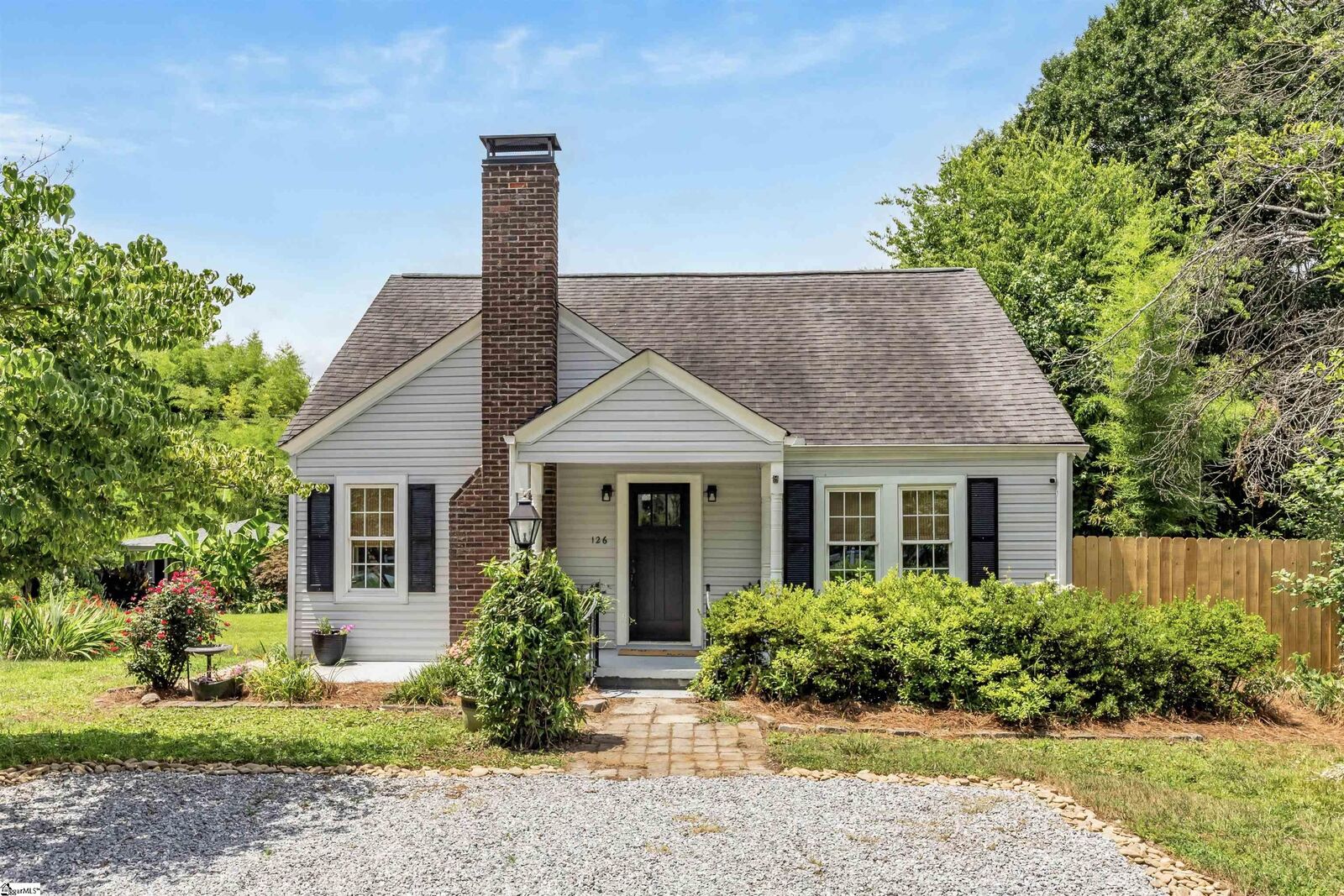 Property Photo: 126 E Wilburn Avenue SC 29611