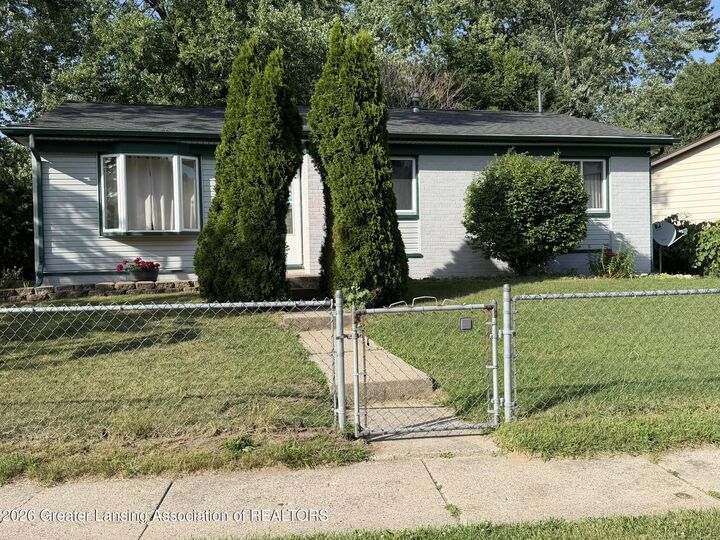 Property Photo:  4326 Davlind Drive  MI 48842 