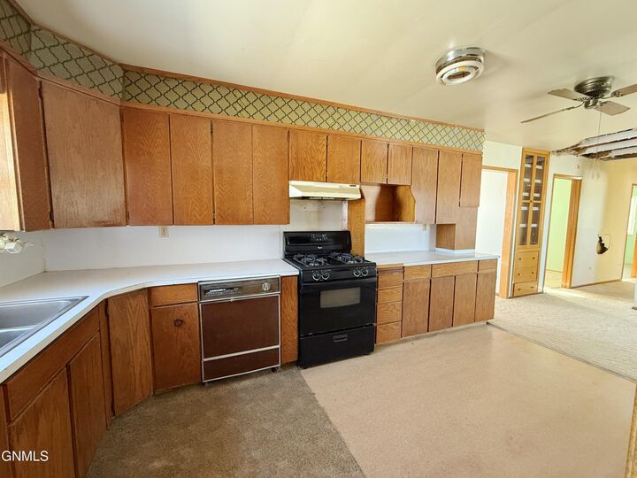 Property Photo:  6980 77th Street NW  ND 58734 