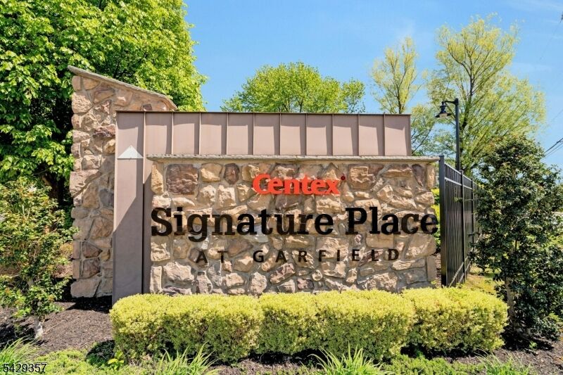 Property Photo:  1 Clover Ln  NJ 07026 