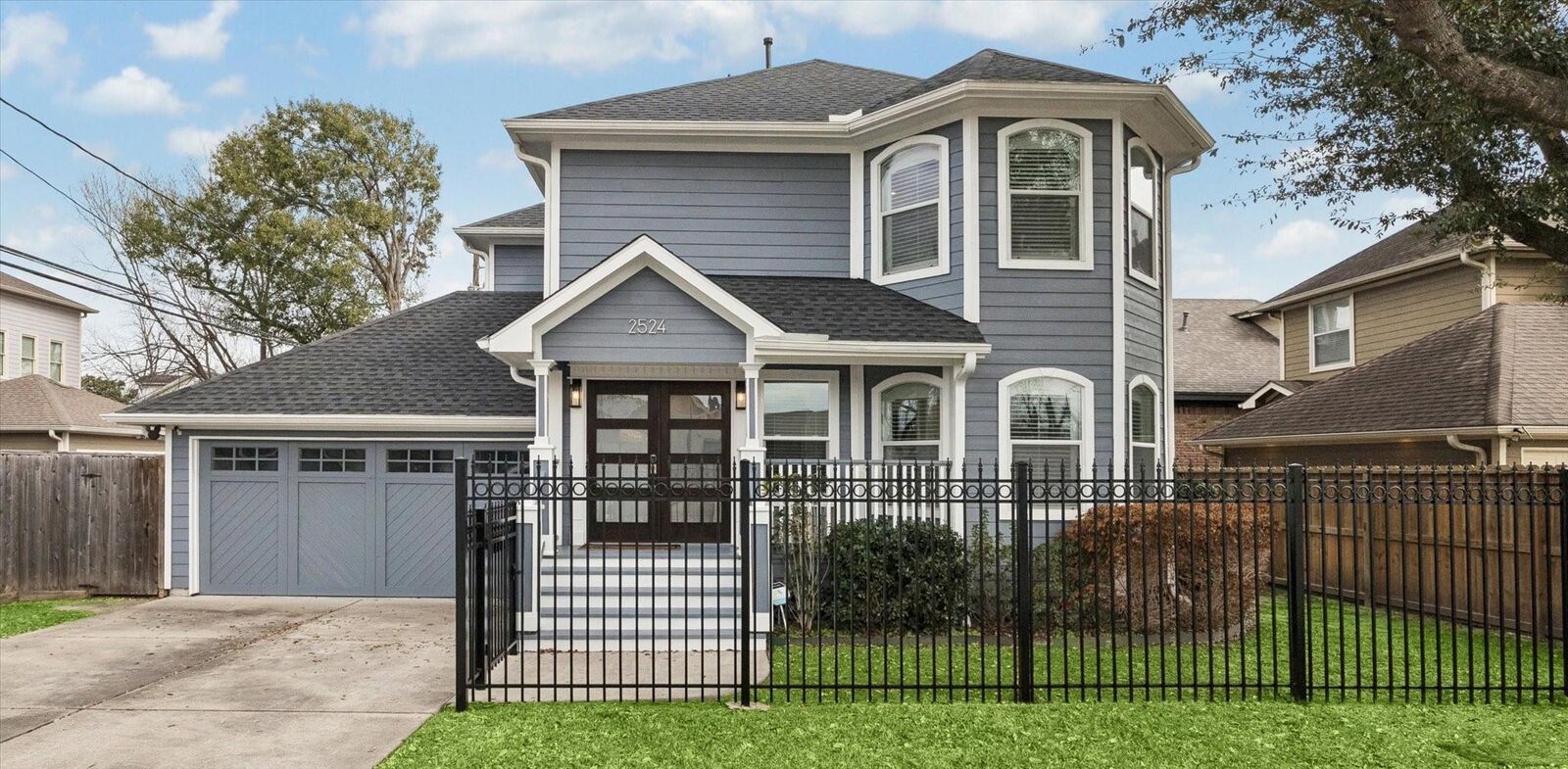 Property Photo:  2524 Harvard Street  TX 77008 