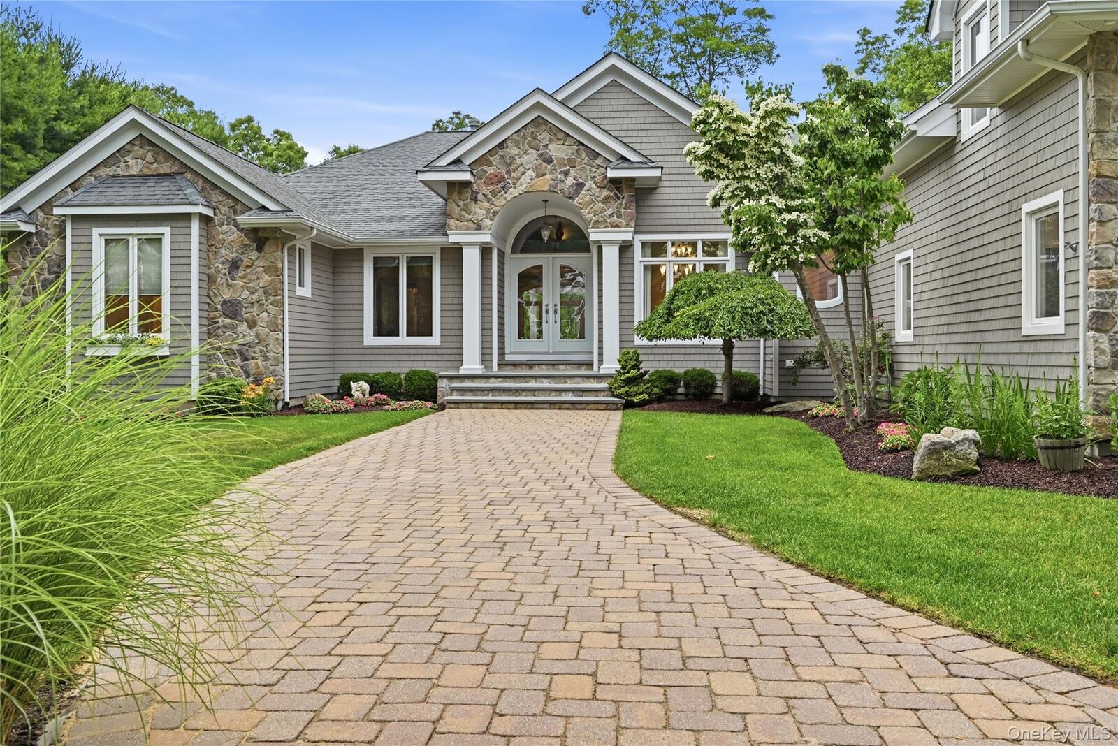Property Photo:  58 South Path  NY 11933 