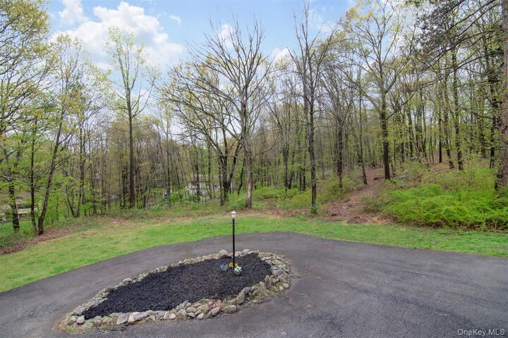 Property Photo:  16 Oskar Drive  NY 10541 