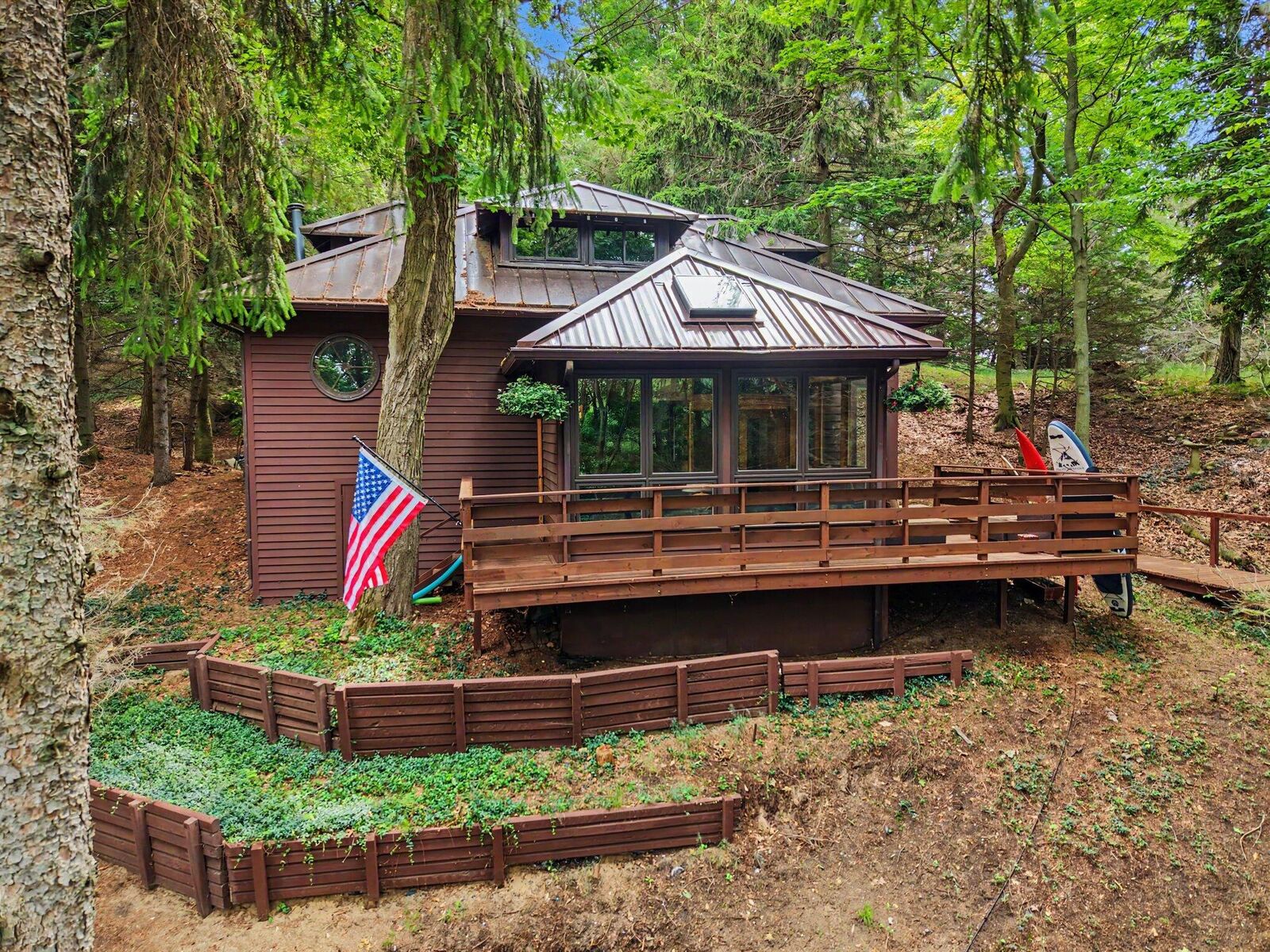 Property Photo:  20 Crescent Hill  MI 49417 