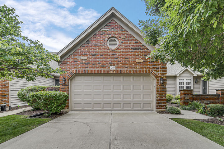 Property Photo:  1257 Oakleaf Court  IL 60506 