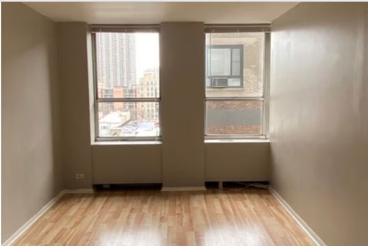 Property Photo:  655 W Irving Park Road 611  IL 60613 