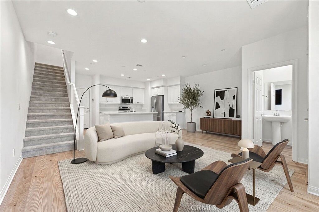 Property Photo:  10765 Graphite St  CA 91977 