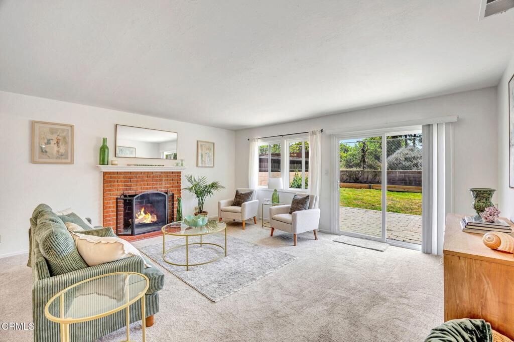 Property Photo:  296 S Brookshire Avenue  CA 93003 