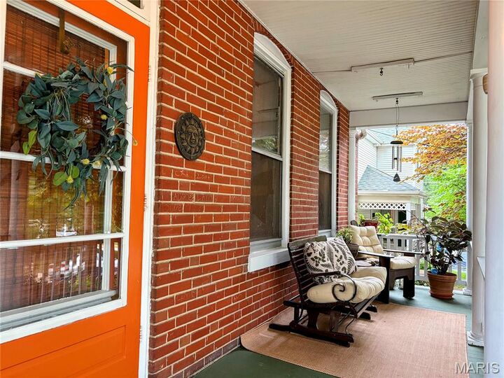 Property Photo:  305 Rand Street  MO 63090 