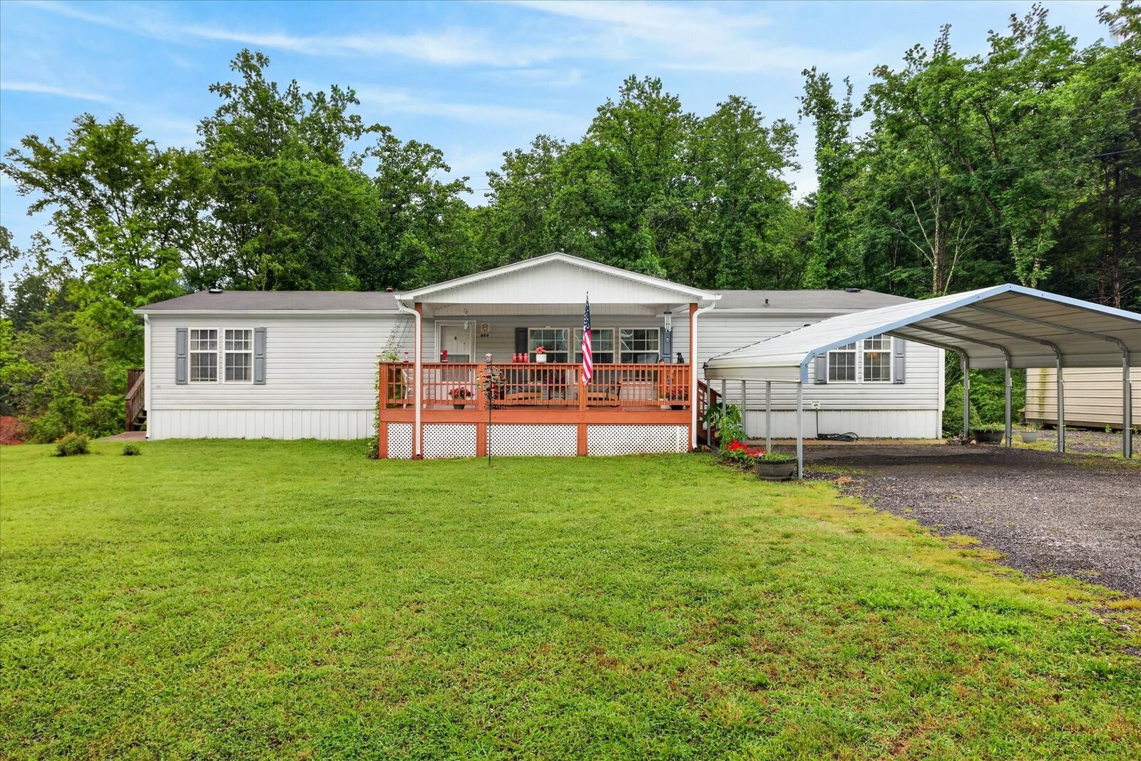 Property Photo: 446 The Trace TN 37058