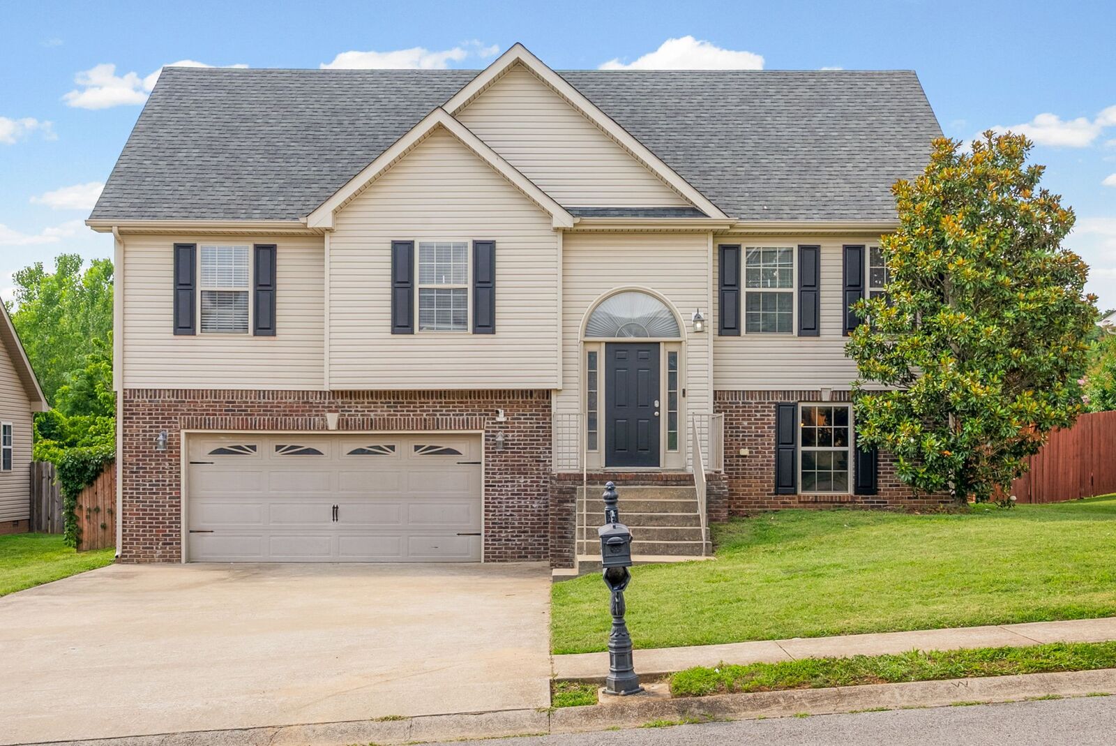 Property Photo:  1996 General Neyland Dr  TN 37042 