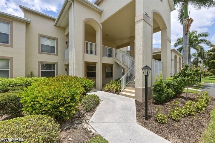 Property Photo:  21360 Lancaster Run 1513  FL 33928 