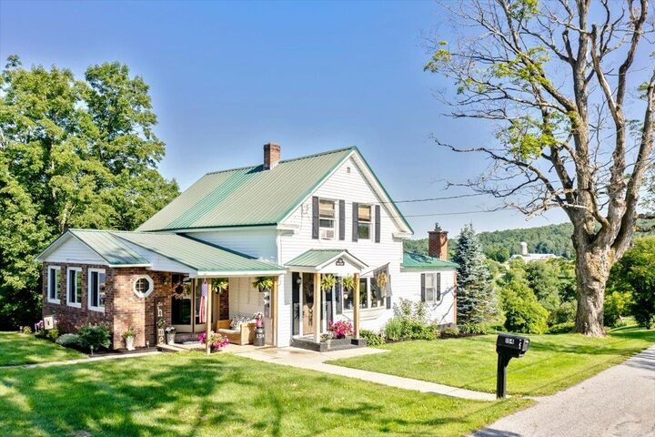 Property Photo:  154 Bridge Street  VT 05448 