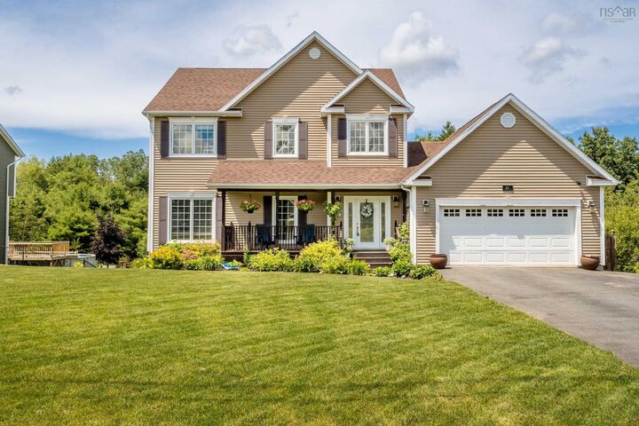 81 Terra Nova Drive — photo 1