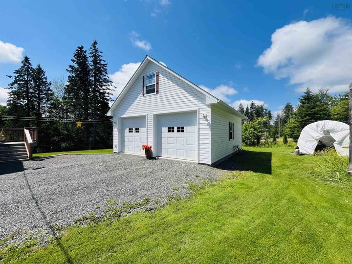 Property Photo:  133 Ketchum Drive  NS B4H 3X9 