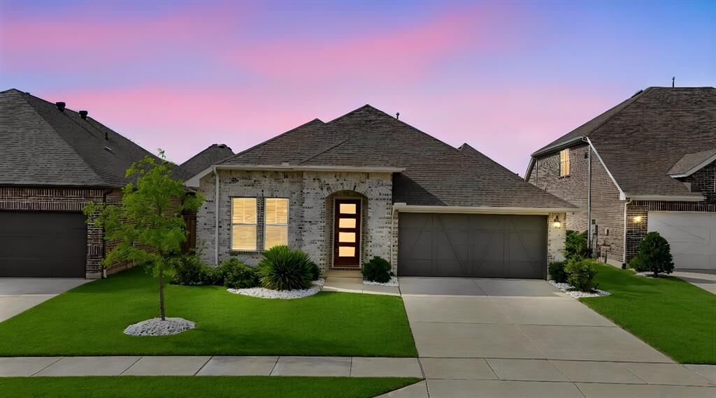 Property Photo:  9529 Blue Stem Lane  TX 75068 