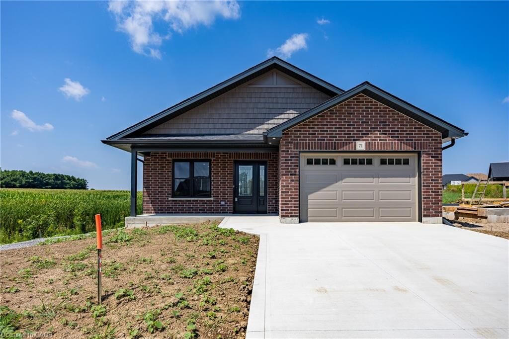 Property Photo: 71 Hunter Drive S ON N0E 1M0