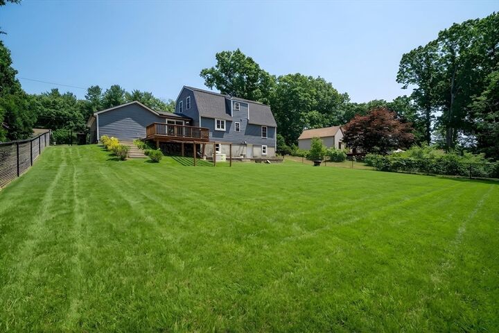 Property Photo: 27 Sherwood Ave MA 01085