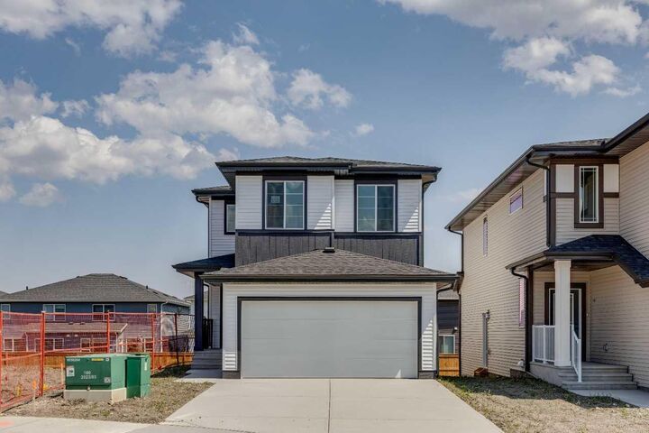 Property Photo: 28 Southborough Bay AB T4C 3J8