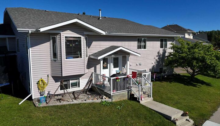 Property Photo:  12 Avenue 5802  AB T7E 1X2 