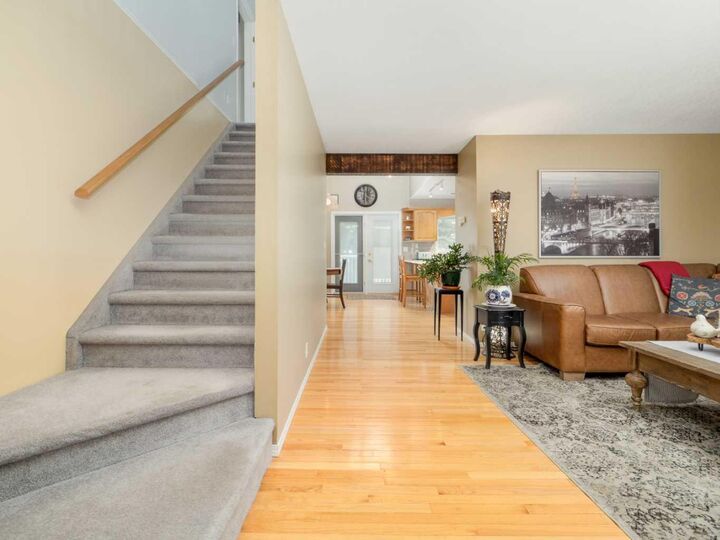 Property Photo:  966 Lawrence Street  AB T0K 1W0 