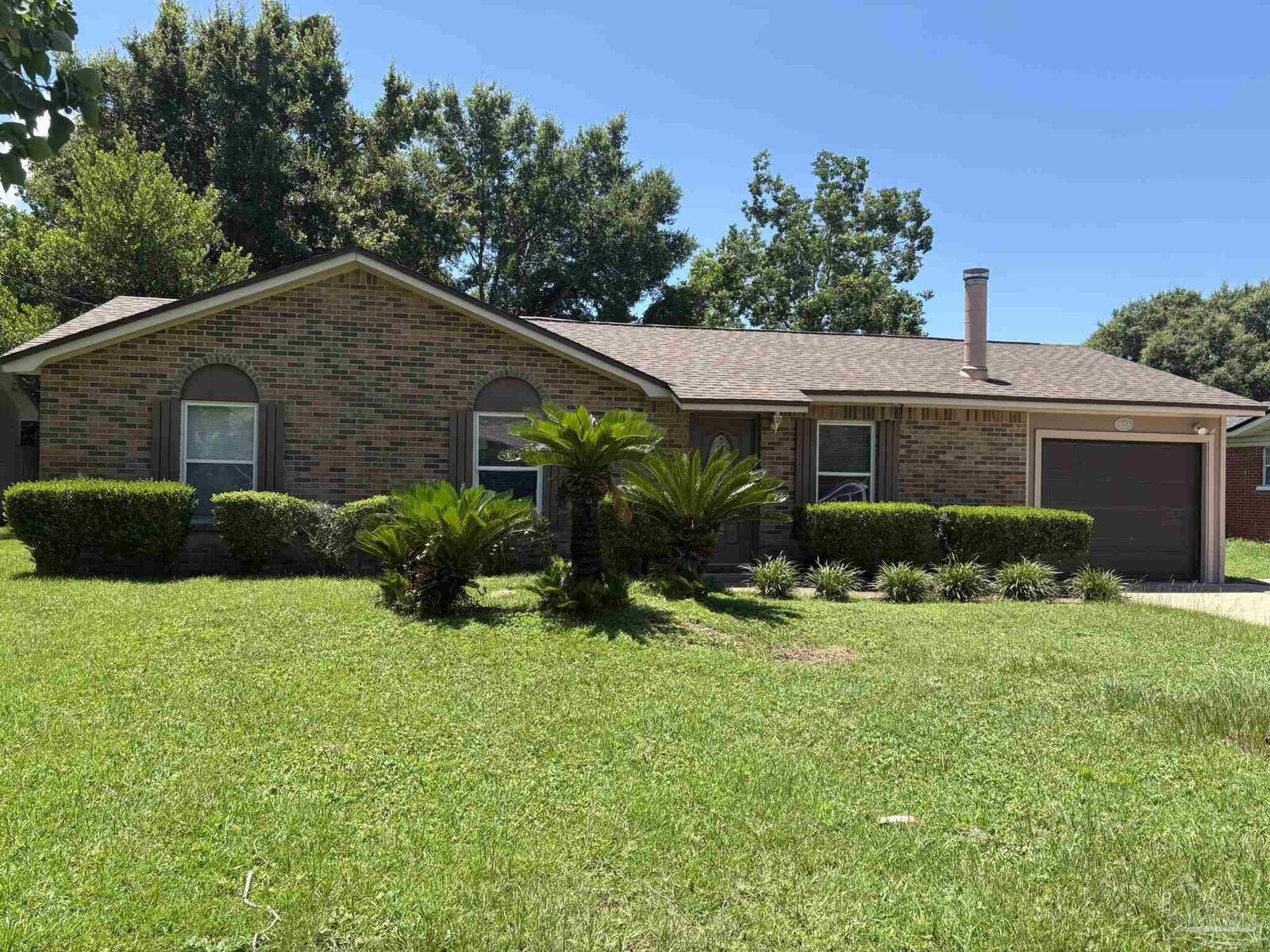 Property Photo:  3255 Maplewood Dr  FL 32563 