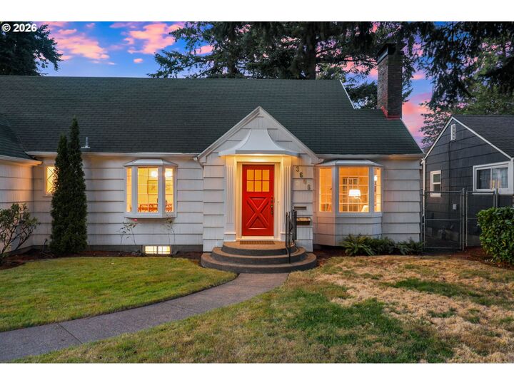 Property Photo:  3606 NE Maywood Pl  OR 97220 