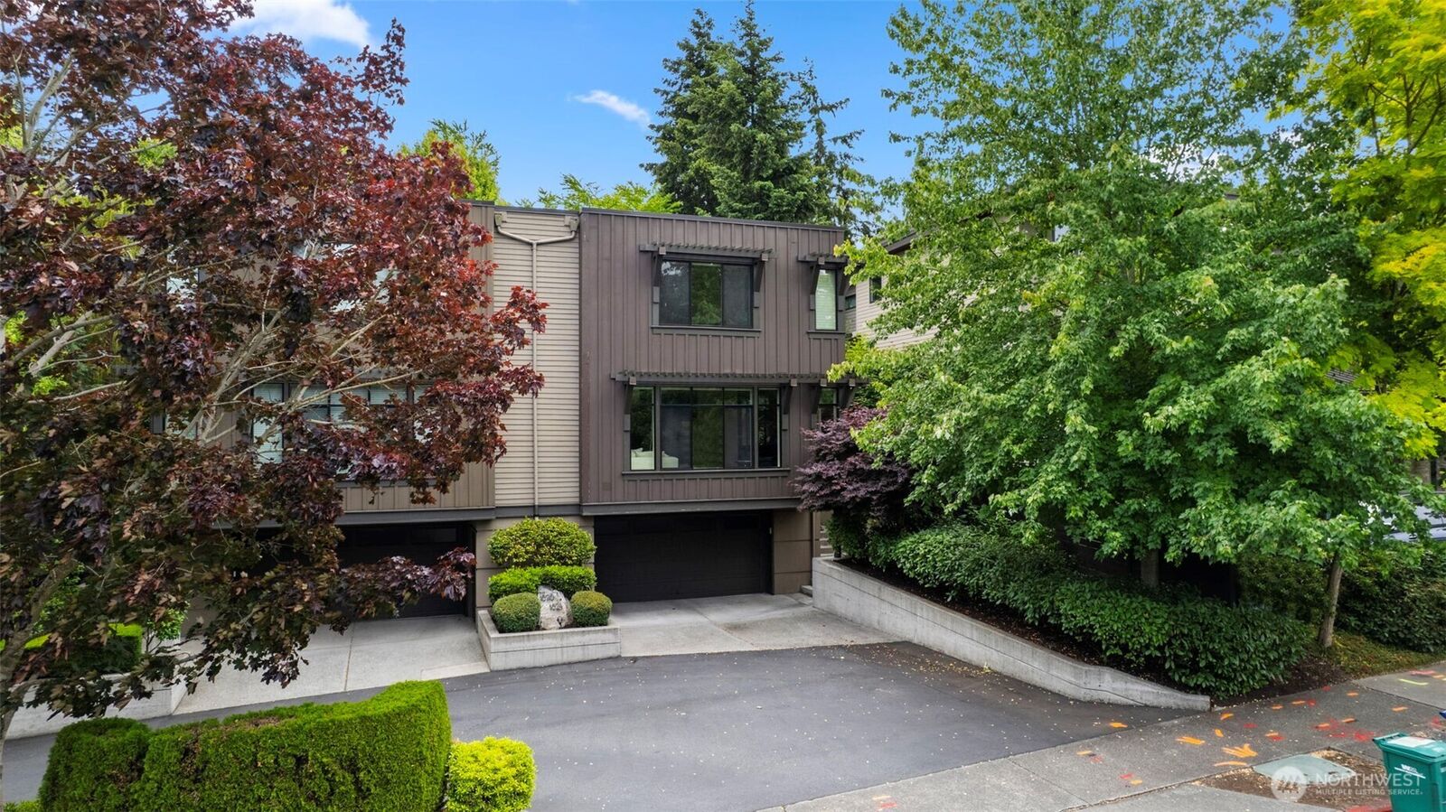 Property Photo: 1824 Market Street WA 98003