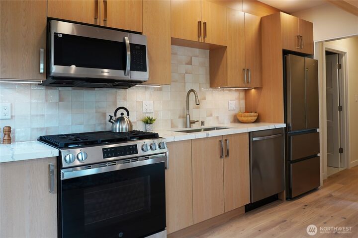 Property Photo: 8045 19th Avenue NE WA 98115