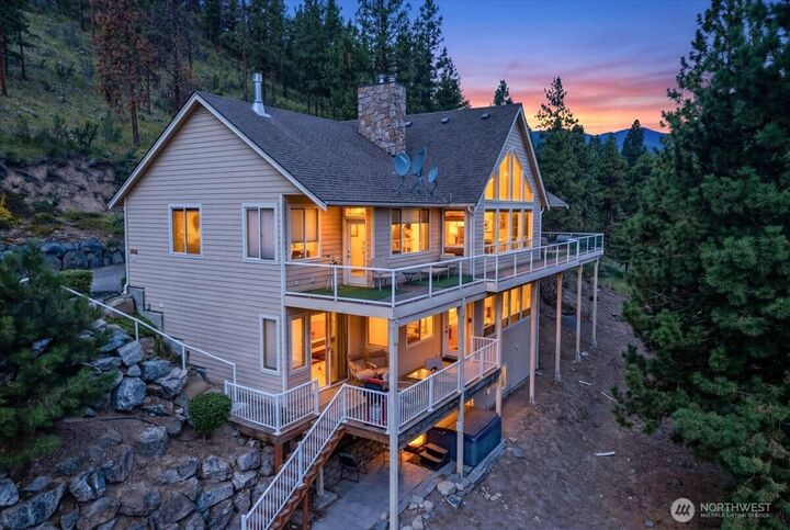 Property Photo:  7371  Ridgeview Drive  WA 98816 