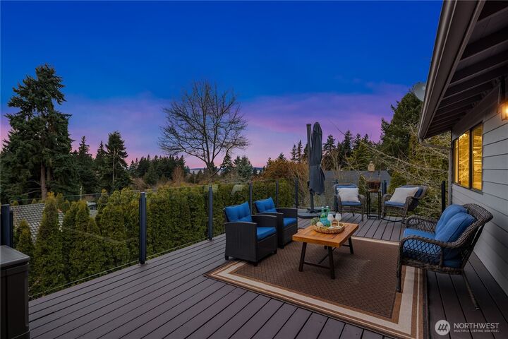 Property Photo: 7407 180th Street SW WA 98026