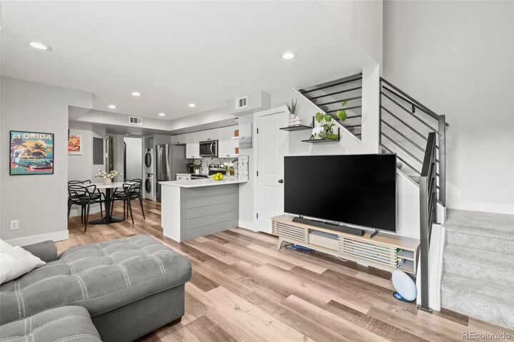 Property Photo:  932 S Dearborn Way 11  CO 80012 