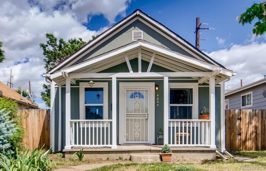 Property Photo:  4644 High Street  CO 80216 