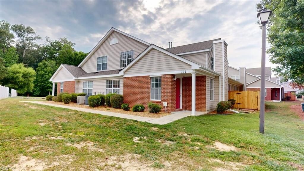 Property Photo:  902 Miller Creek Ln  VA 23602 