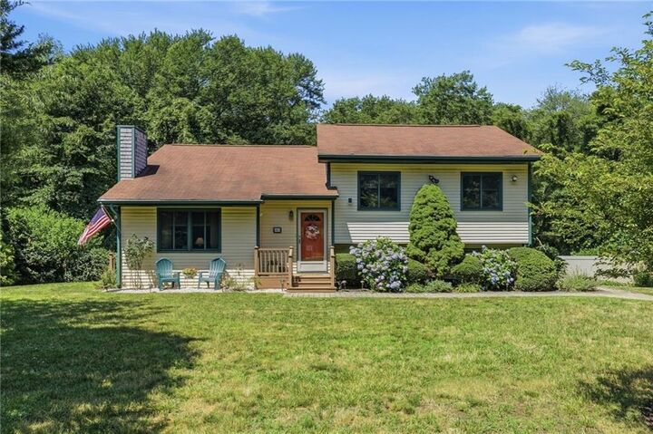 Property Photo: 401 Gondola Avenue RI 02835