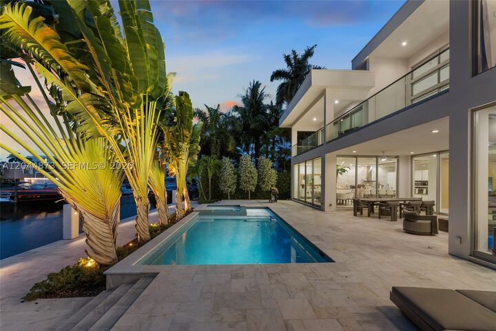 Property Photo:  91 Fiesta Way  FL 33301 