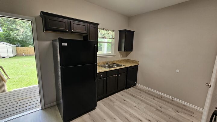 Property Photo: 545 Euclid Street TX 77705