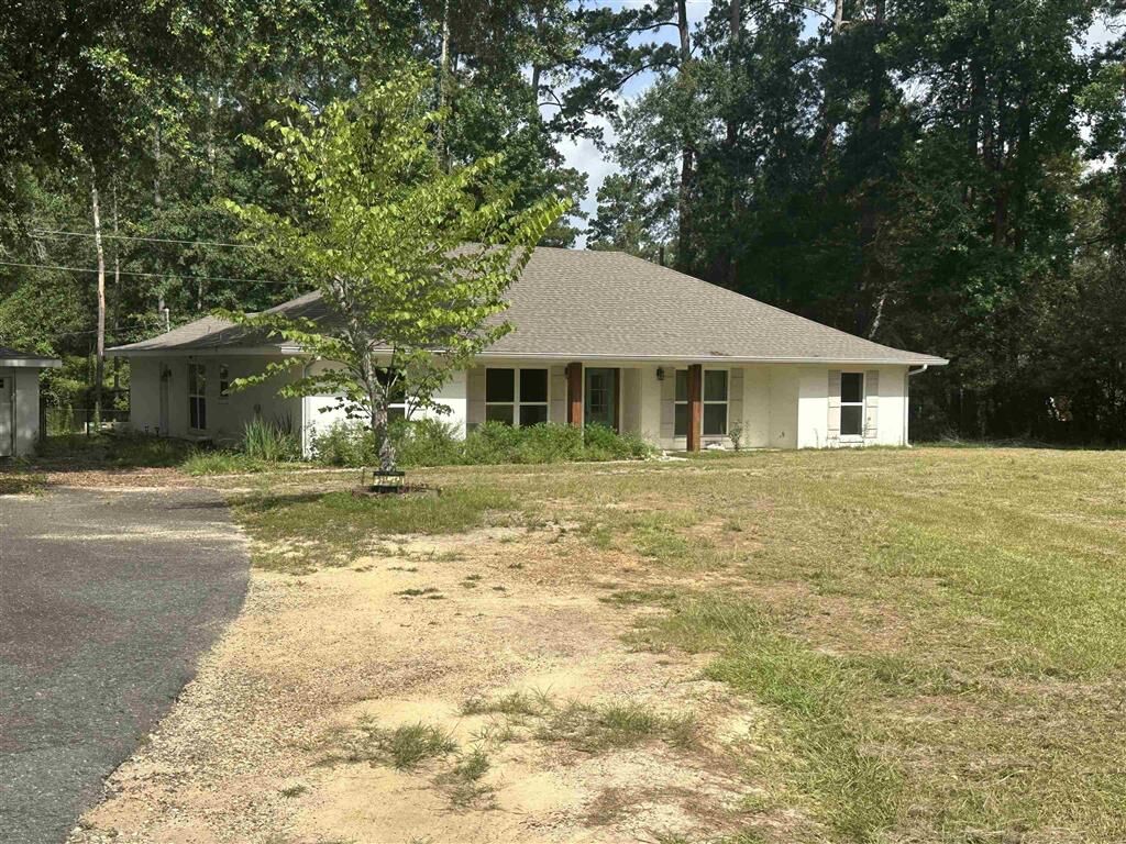 Property Photo:  1022 W 9th Street W  LA 70634 