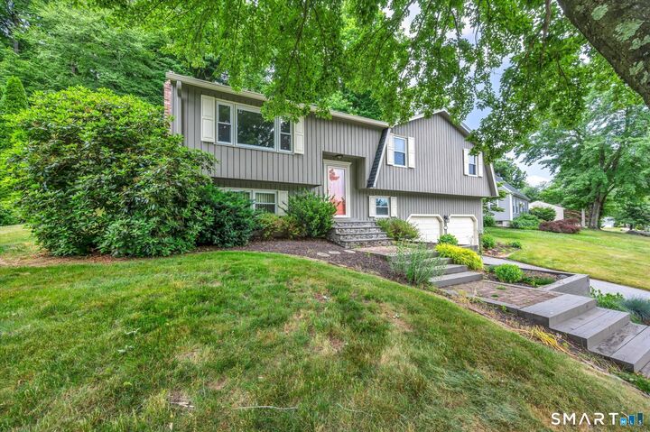 Property Photo: 188 Woodfield Crossing CT 06067