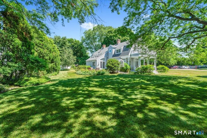 Property Photo: 5 Cove Landing CT 06475