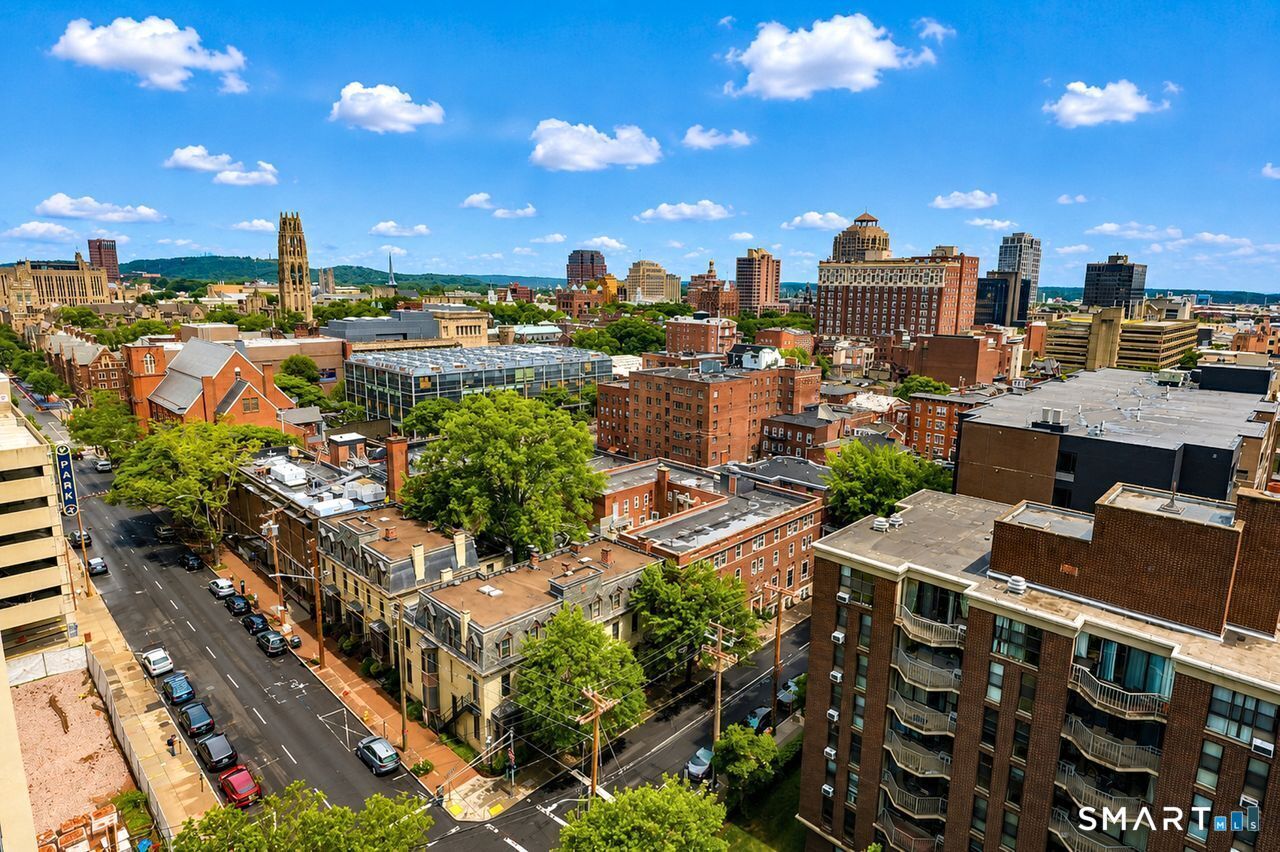 Property Photo:  100 York Street 16E  CT 06511 
