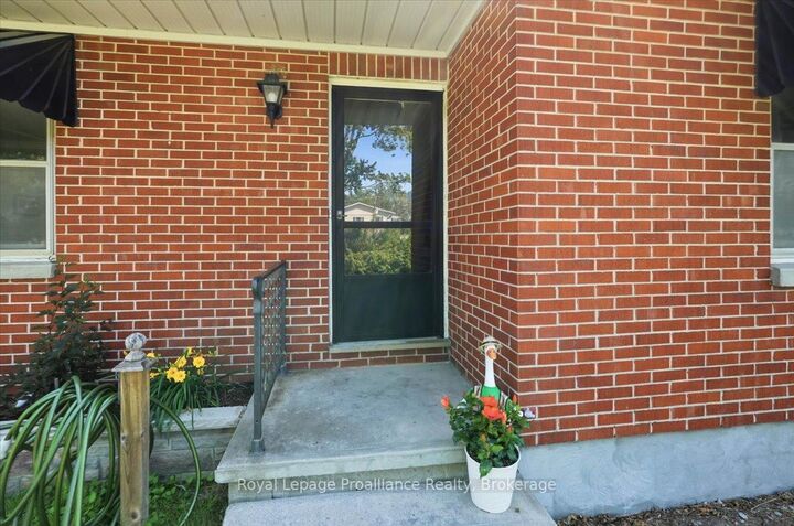 Property Photo:  3798 Highway 37 N/A  ON K0K 2Y0 