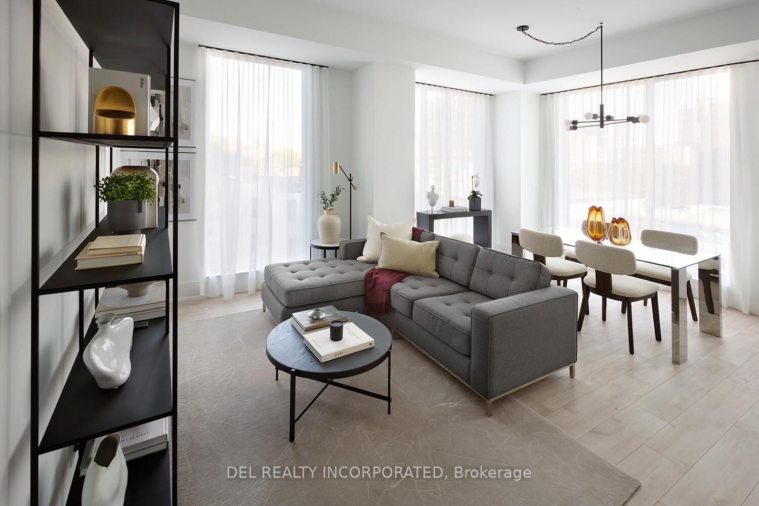 Property Photo: 115 Denison Avenue 404 ON M5T 2N1