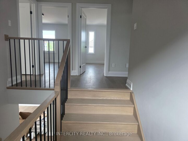 Property Photo: 6353 Sunshine Common ON L2G 7K1