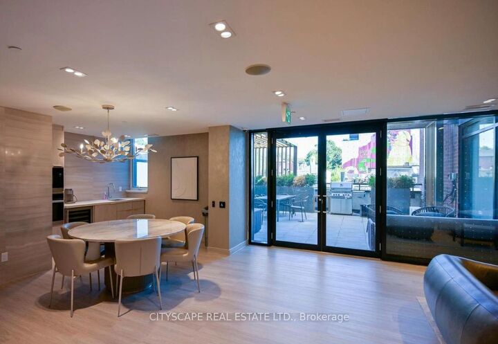 Property Photo:  185 Alberta Avenue 306  ON M6C 0A5 