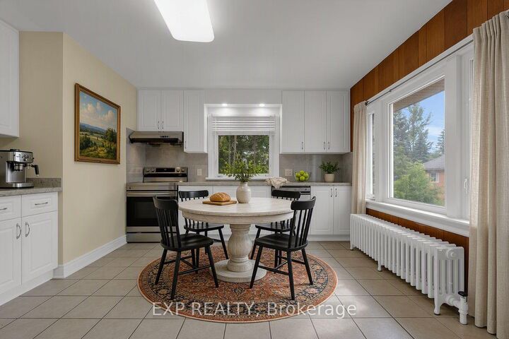 Property Photo: 5373 Aurora Road ON L4A 7X4